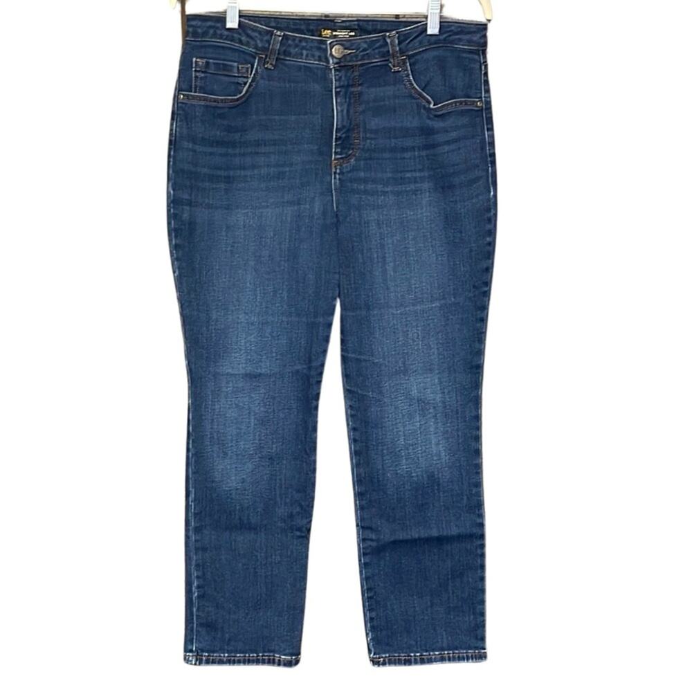 Lee jeans straight leg relaxed fit blue slimming high rise 5 pocket denim sz 34P - Picture 1 of 5